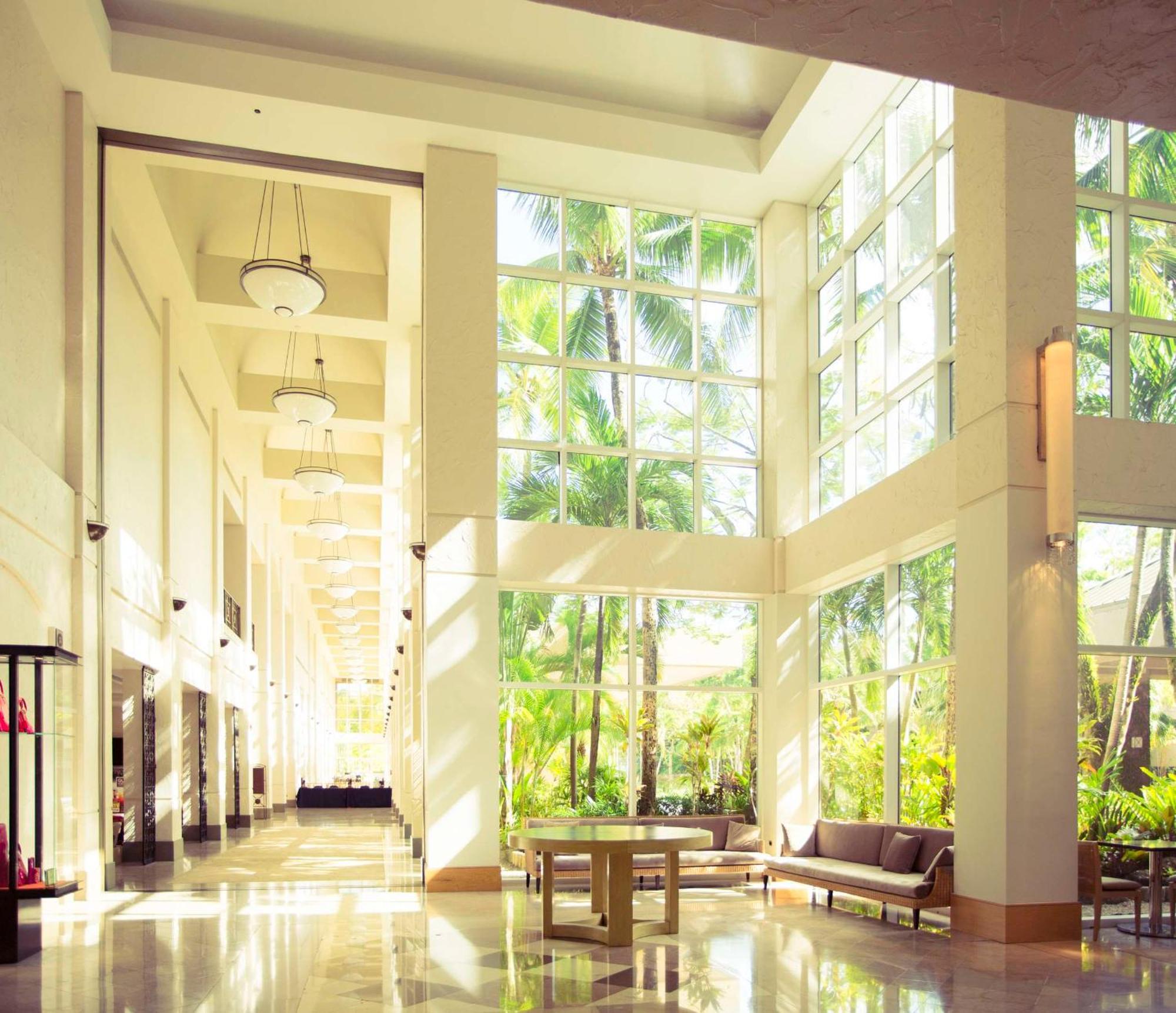 Hyatt Regency Guam Hotel Tumon Exterior photo